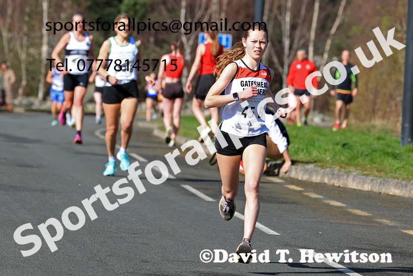 Senior womens 2024 Elswick Harriers Good Friday Relays, Newburn, Newcastle Upon Tyne  Photo: David T. Hewitson/Sports for All Pics